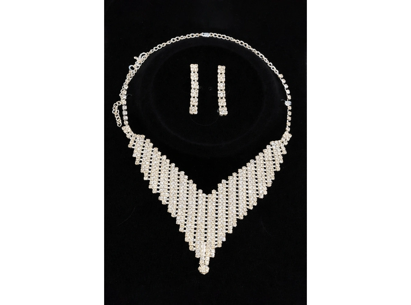 Gümüş Renk Taş Detaylı Abiye Set