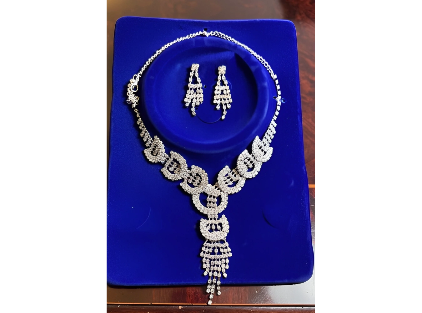 Gümüş Renk Taş Detaylı Abiye Set