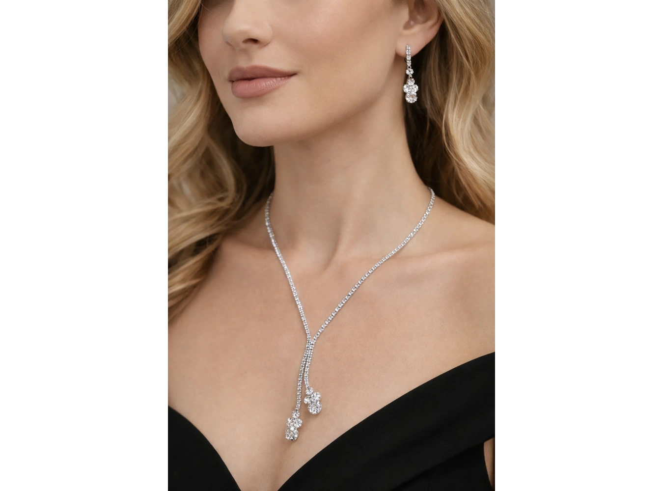 Gümüş Renk Taş Detaylı Abiye Set