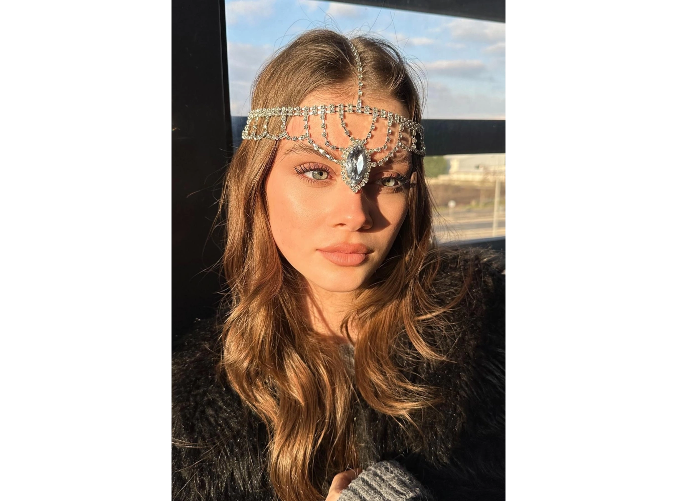 Gümüş Renk Taş Detaylı  Alınlık/Kına Aksesuarı