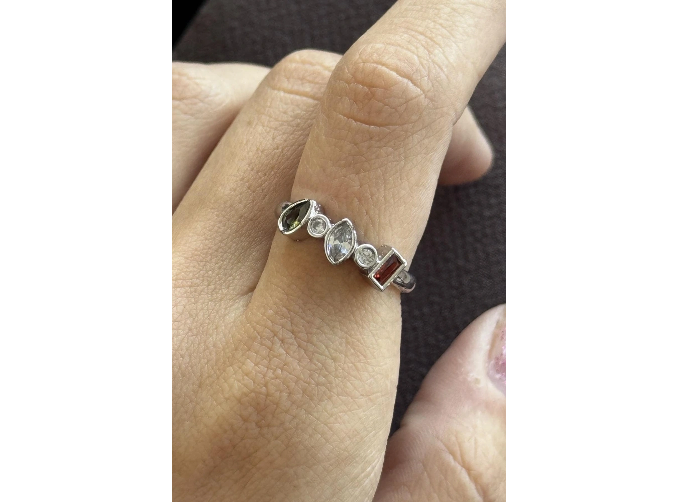 Gümüş Renk Taş Detaylı Ayarlanabilir Yüzük