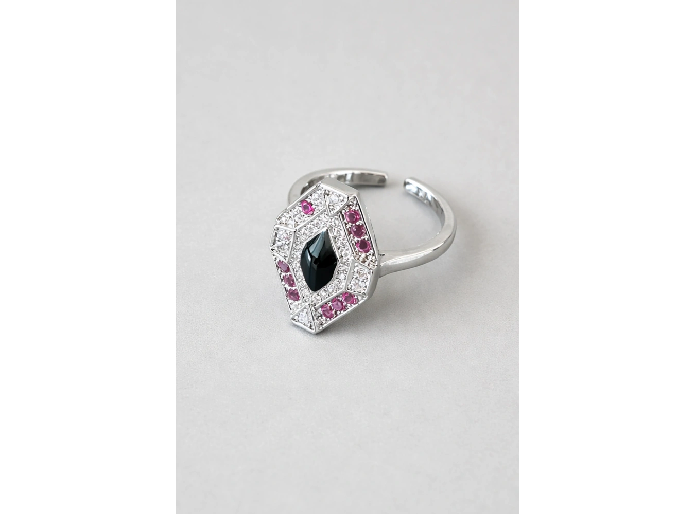 Gümüş Renk Taş Detaylı Ayarlanabilir Yüzük