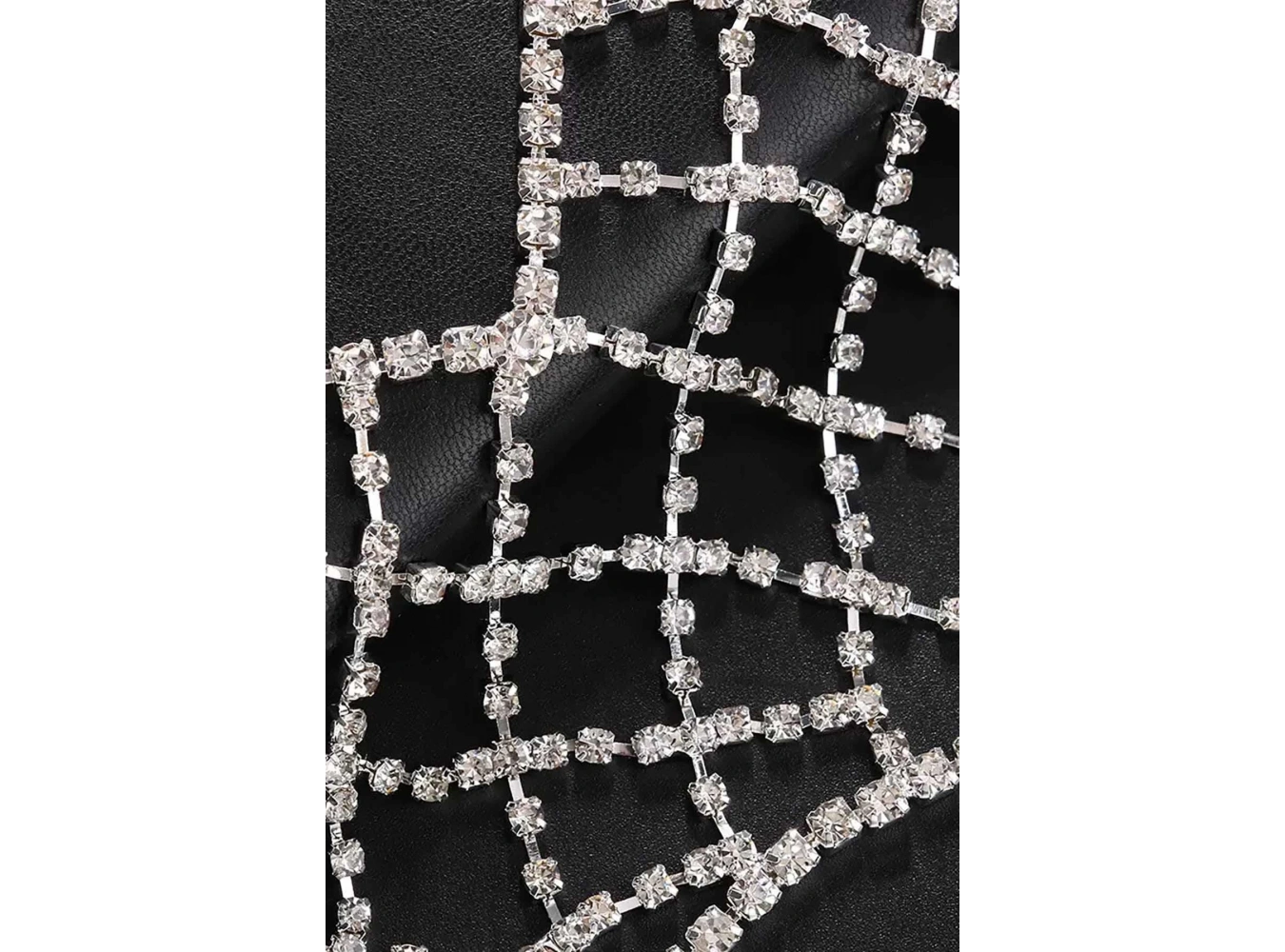 Gümüş Renk Taş Detaylı Bikini Üstü /Bralet /Vücut Aksesuarı