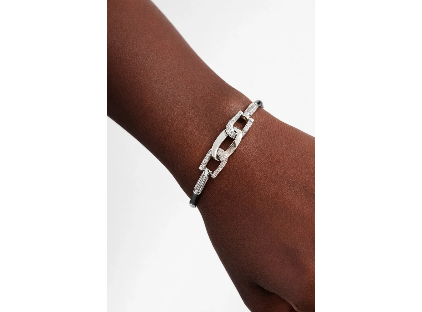 Gümüş Renk Taş Detaylı Bileklik