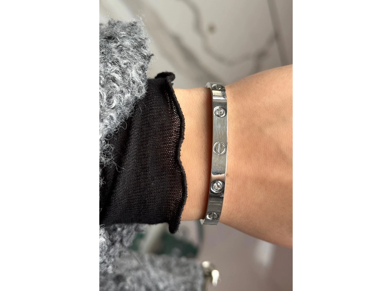 Gümüş Renk Taş Detaylı Çelik Bileklik 55MM