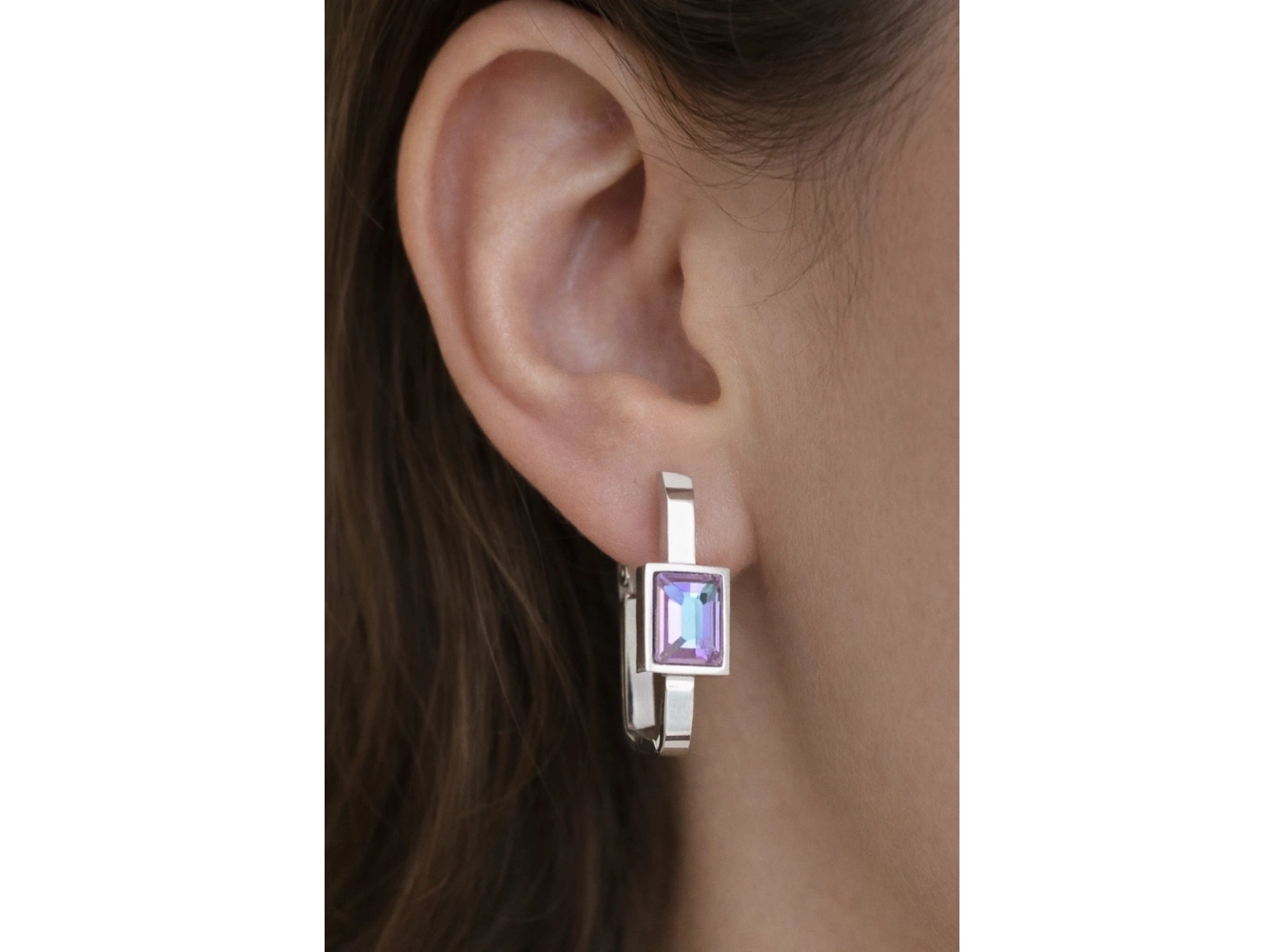 Gümüş Renk Taş Detaylı Çelik Küpe (Çift)