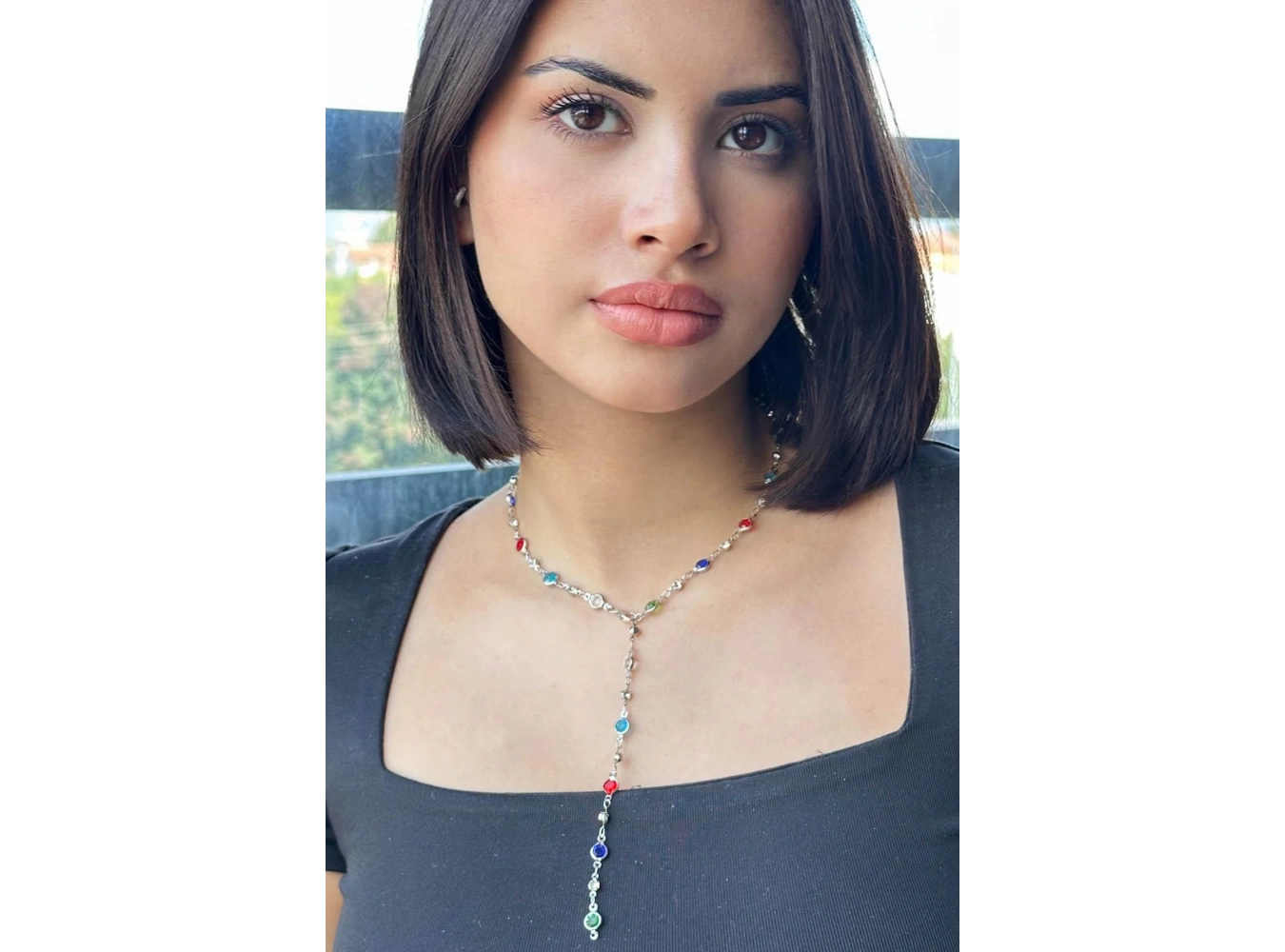 Gümüş Renk Taş Detaylı Çelik Y Kolye