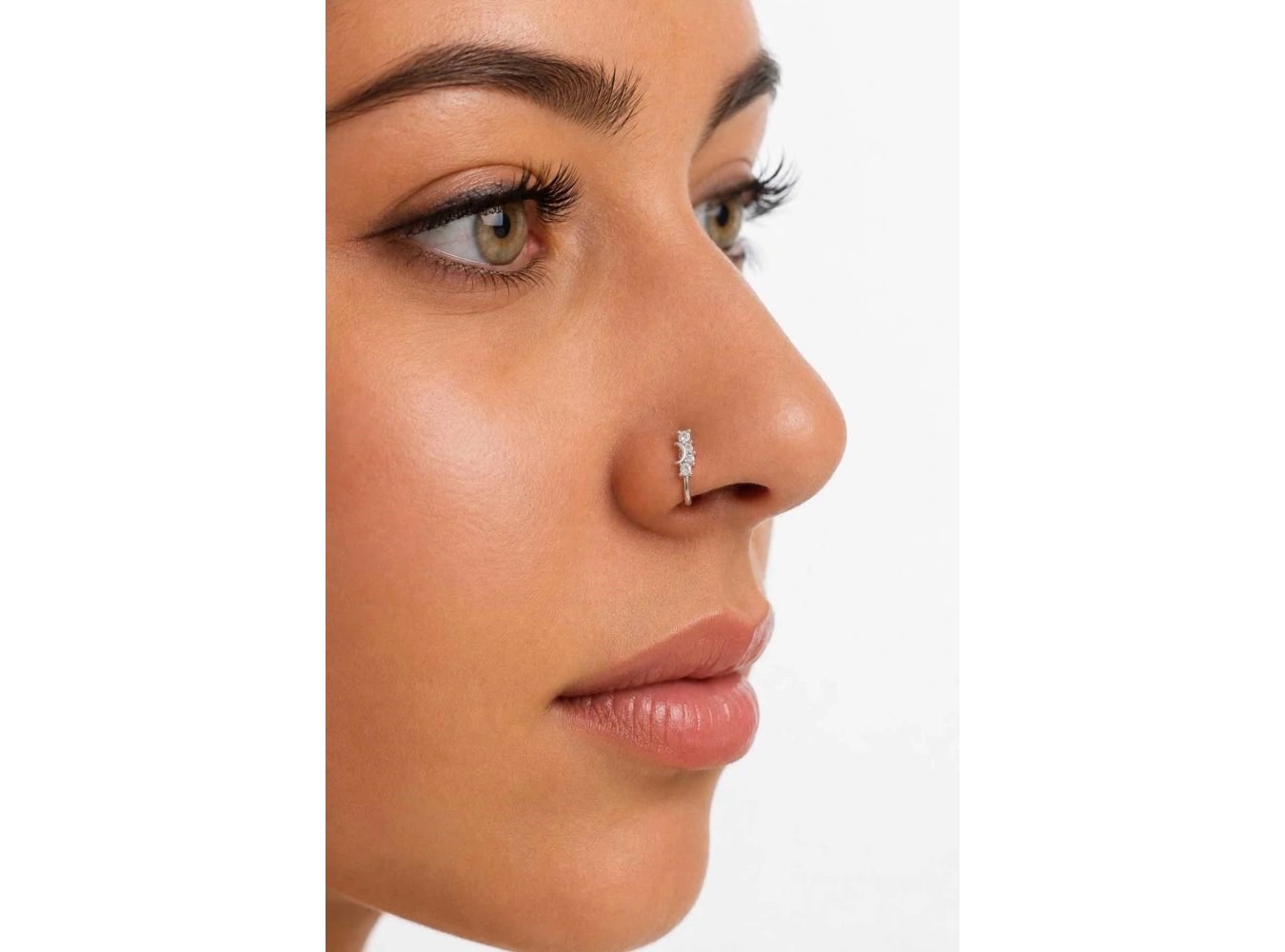 Gümüş Renk Taş Detaylı Cerrahi Çelik Deliksiz Kulak/Burun Piercing