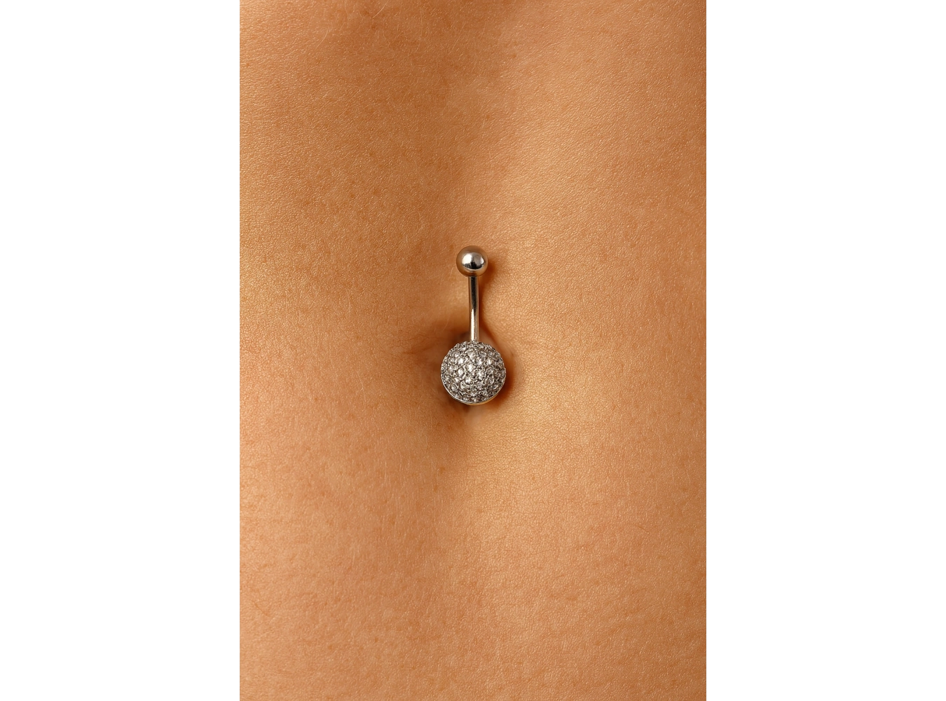Gümüş Renk Taş Detaylı Cerrahi Çelik Göbek Piercing