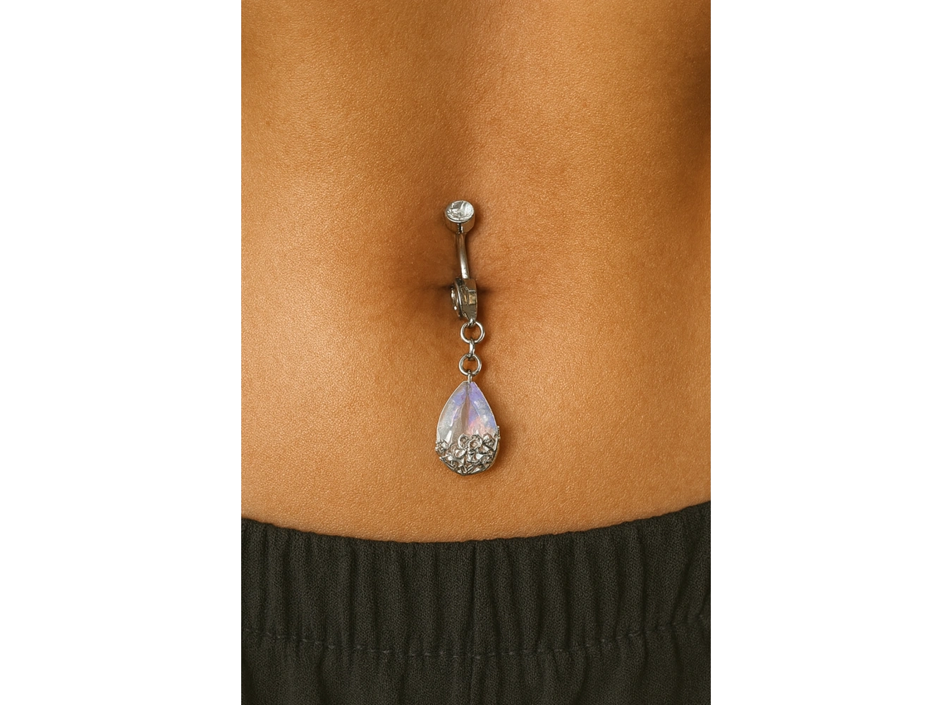 Gümüş Renk Taş Detaylı Delik Gerektirmeyen Cerrahi Çelik Göbek Piercing