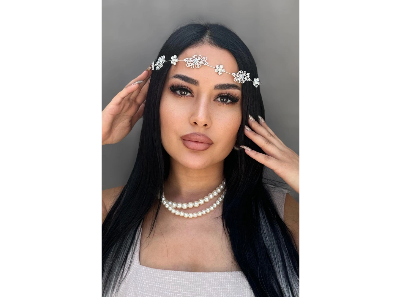 Gümüş Renk Taş Detaylı Gelin Saç Aksesuarı Ve Alınlık