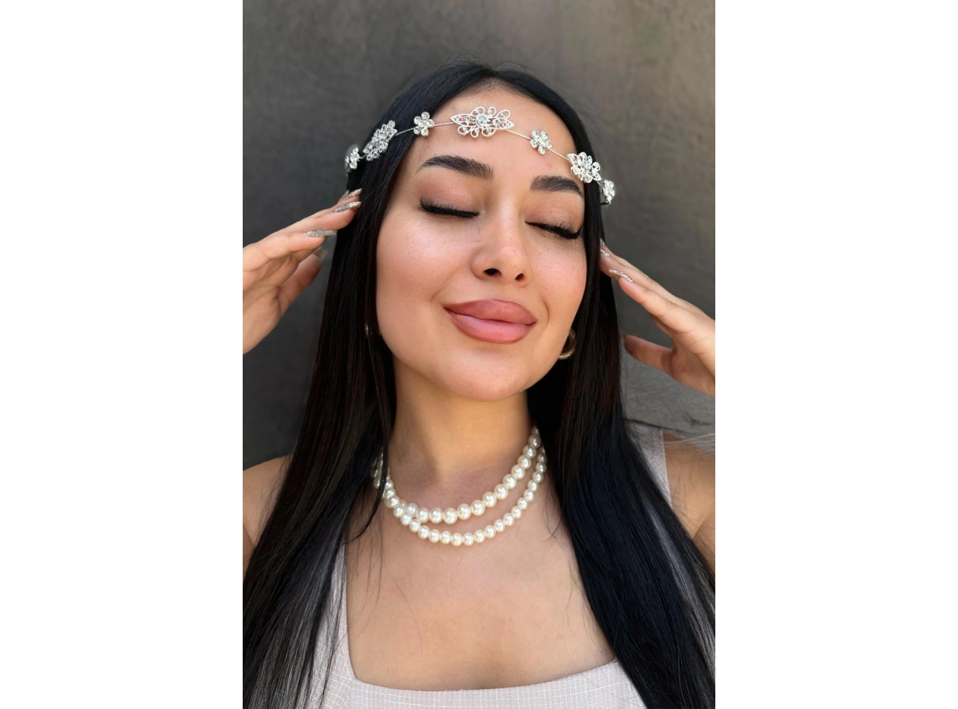 Gümüş Renk Taş Detaylı Gelin Saç Aksesuarı Ve Alınlık