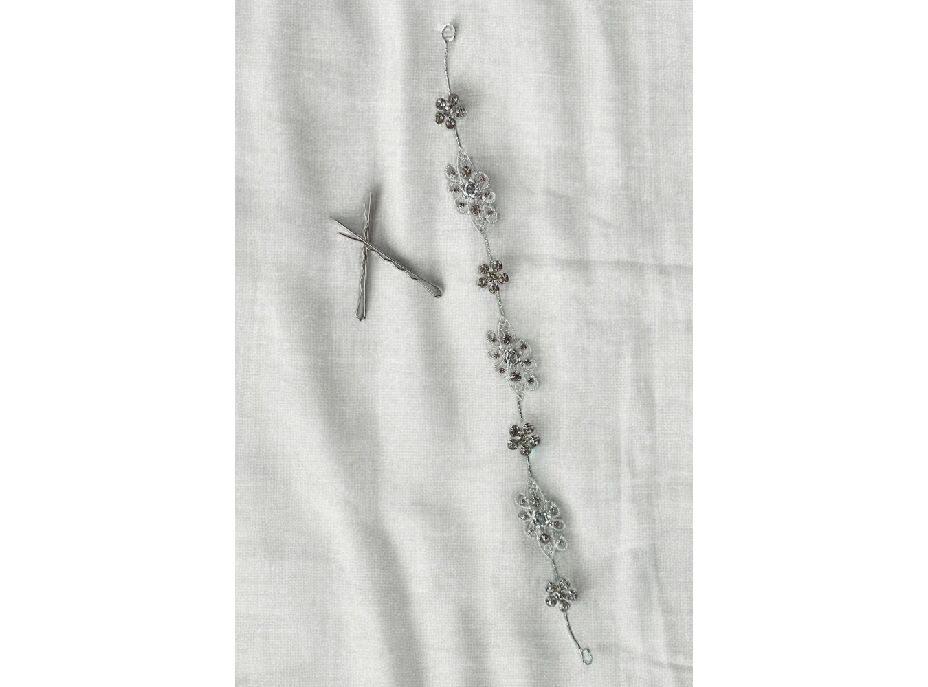 Gümüş Renk Taş Detaylı Gelin Saç Aksesuarı Ve Alınlık