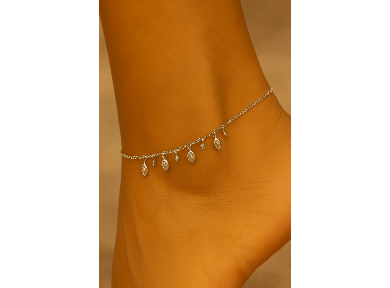 Gümüş Renk Taş Detaylı Halhal