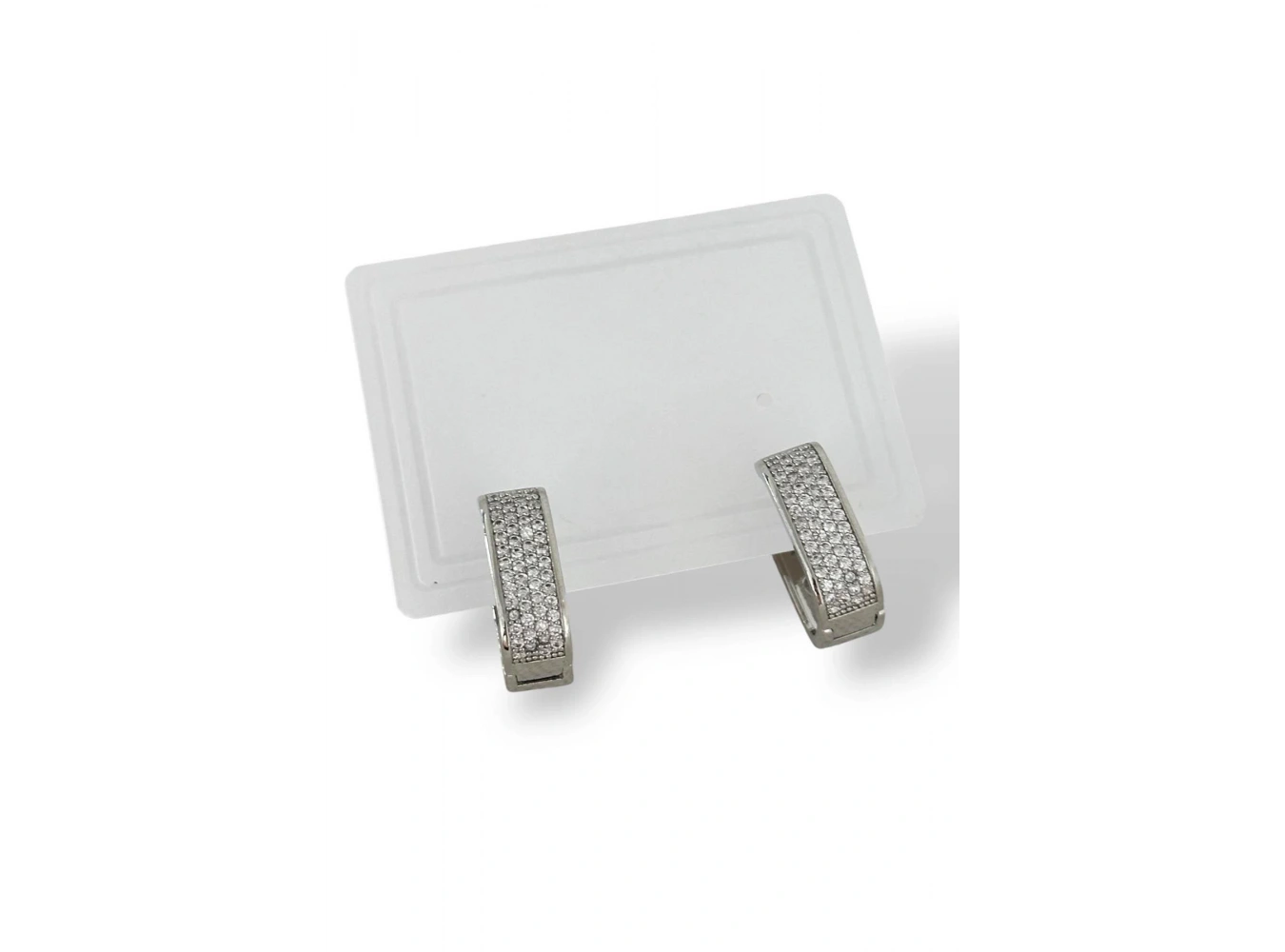 Gümüş Renk Taş Detaylı Küpe (Çift)