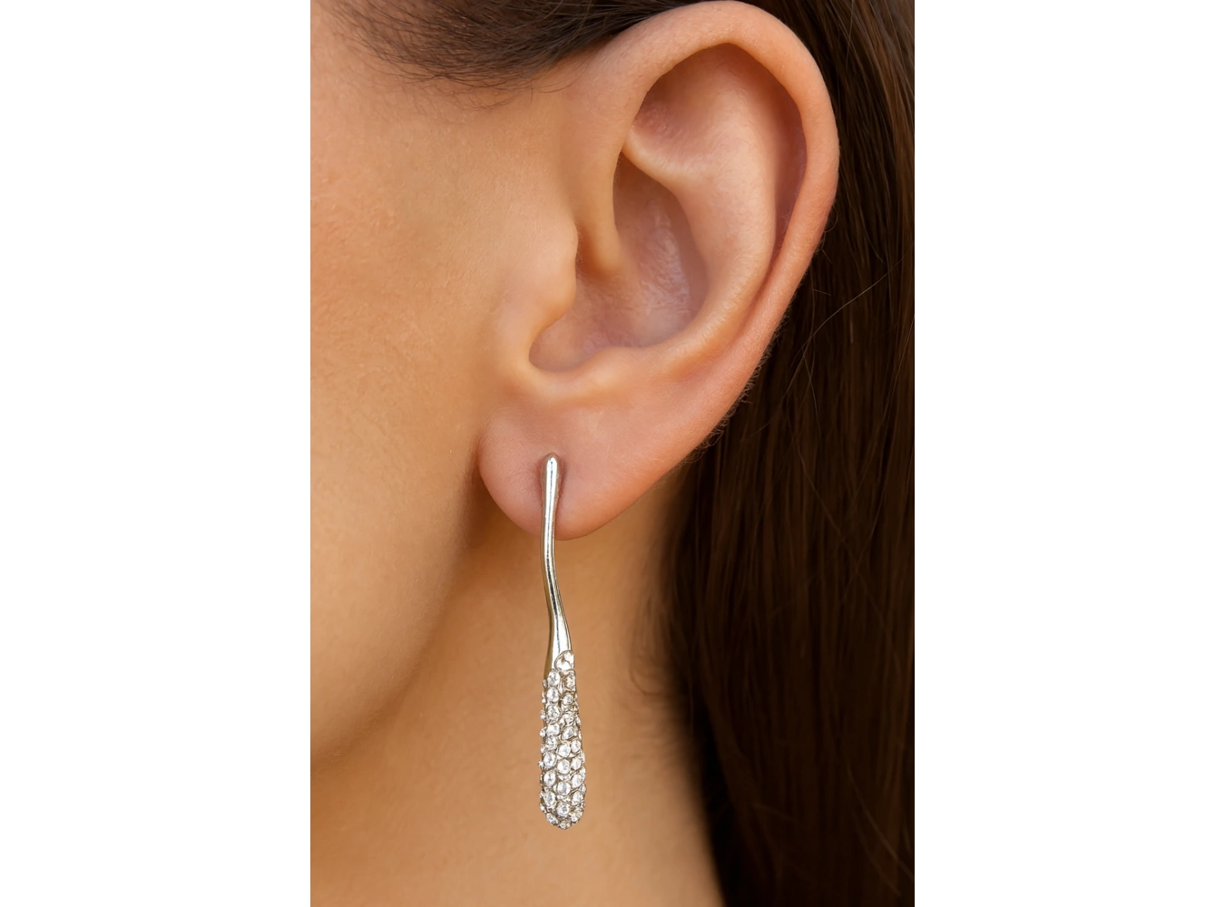 Gümüş Renk Taş Detaylı Metal Küpe (Çift)