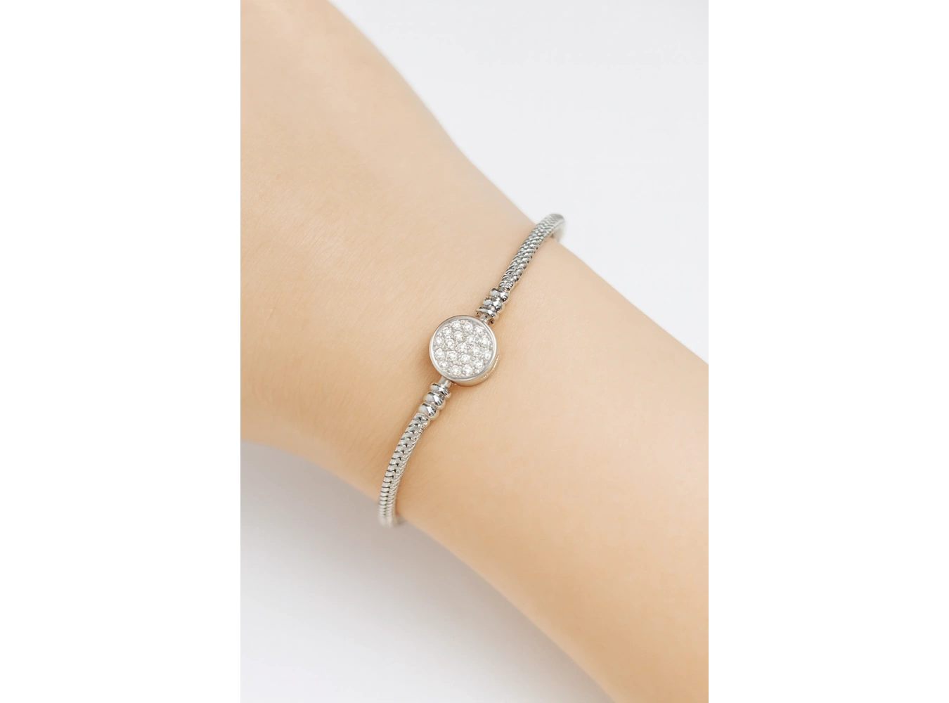 Gümüş Renk Taş Detaylı Bileklik