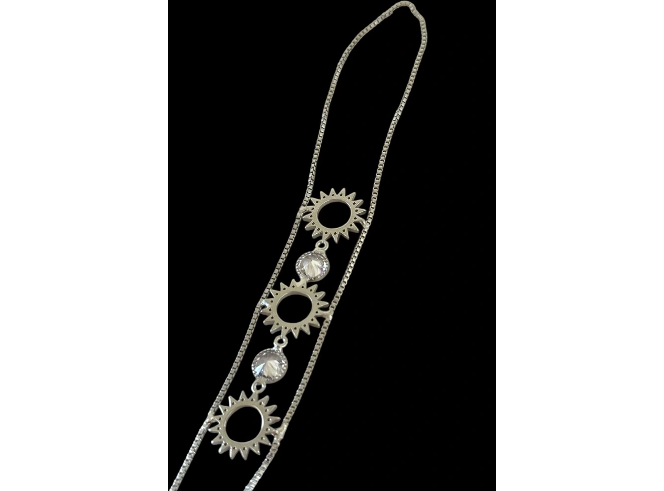 Gümüş Renk Taş Detaylı Şahmeran