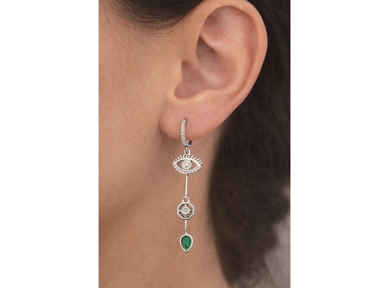 Gümüş Renk Taş Detaylı Sallantılı 14K Altın Kaplama Küpe (Çift)