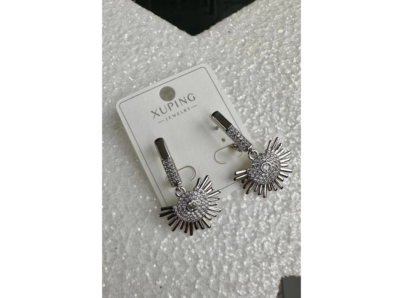 Gümüş Renk Taş Detaylı Sallantılı Çelik Xuping VIP Küpe (Çift)