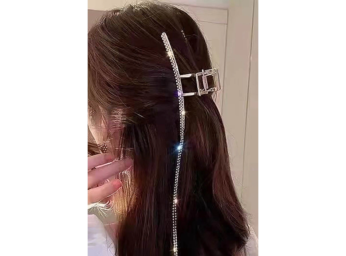 Gümüş Renk Taş Detaylı Sallantılı Metal Mandal Toka