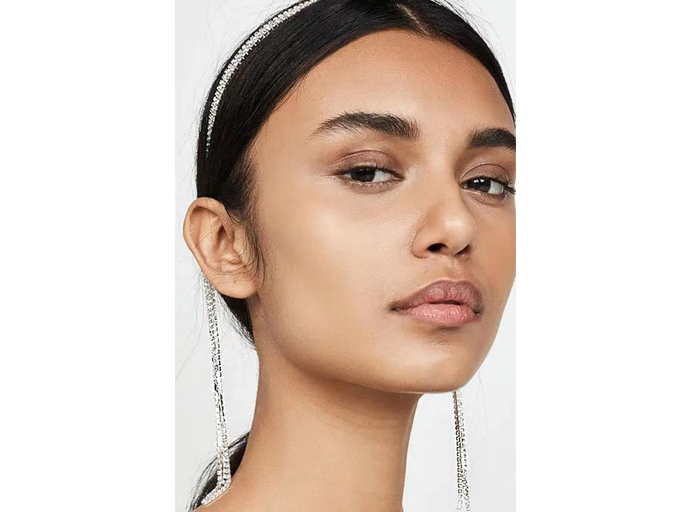 Gümüş Renk Taş Detaylı Taç