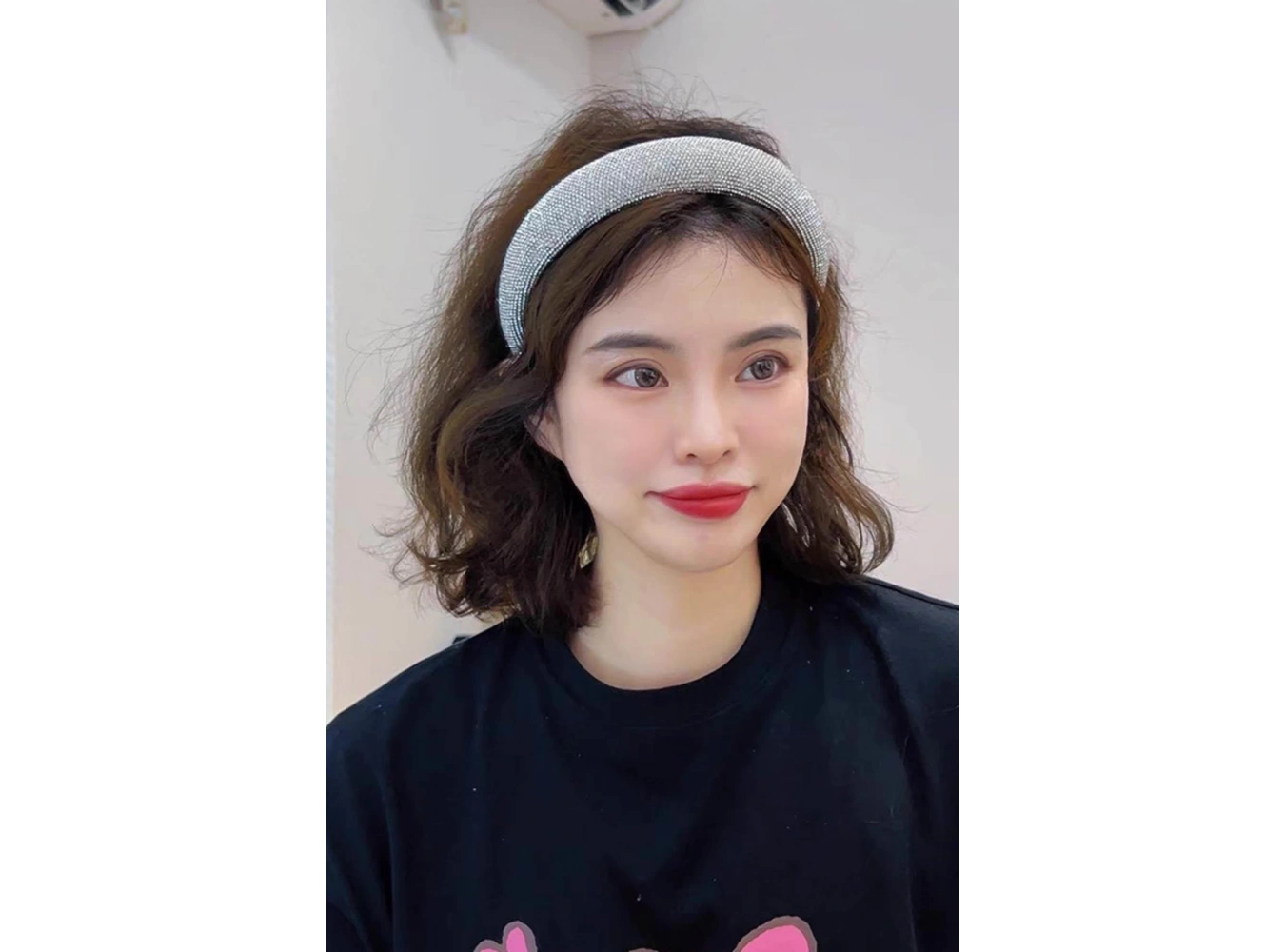 Gümüş Renk Taş Detaylı Taç