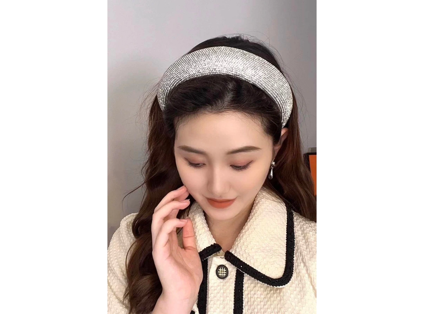 Gümüş Renk Taş Detaylı Taç