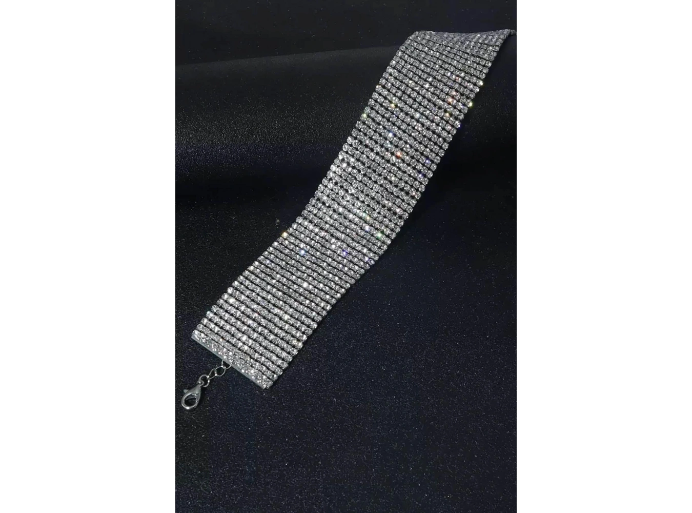 Gümüş Renk  Taş Detaylı Tasarım Halhal