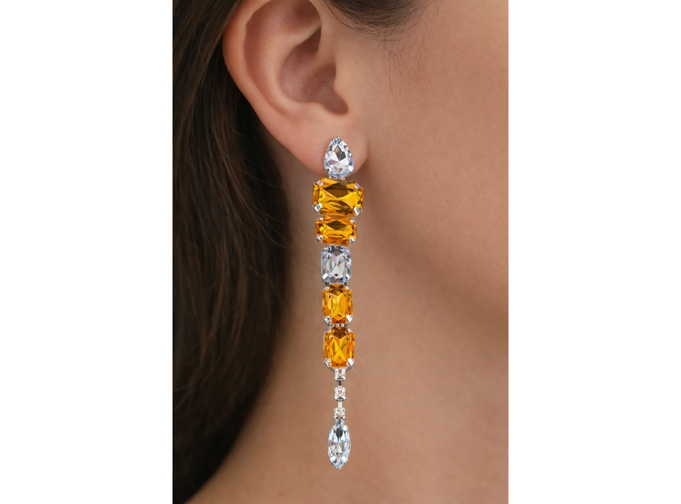 Gümüş Renk Taş Detaylı Tasarım Küpe(Çift)