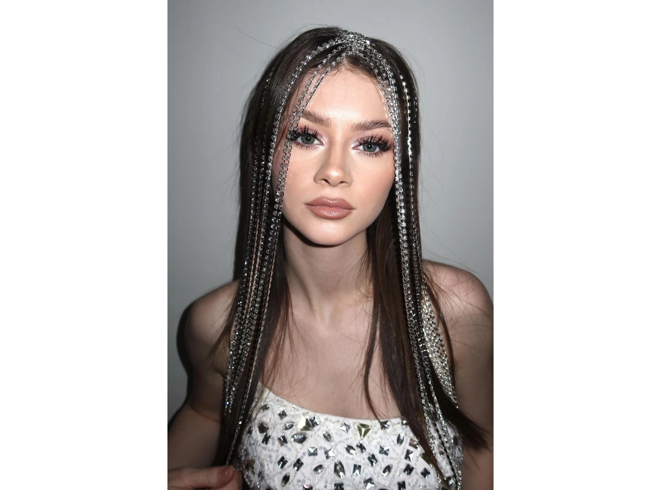 Gümüş Renk Taş Detaylı Tasarım Taç