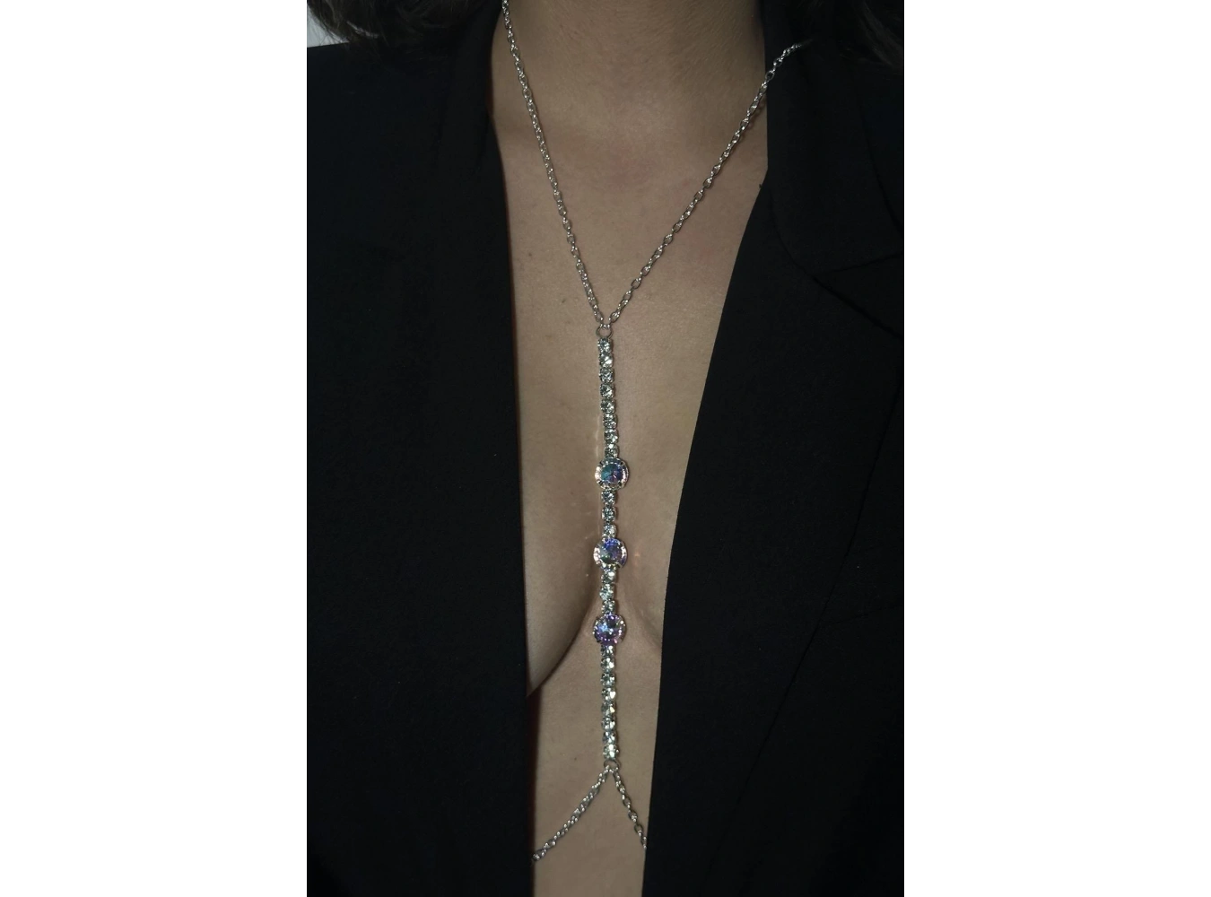 Gümüş Renk Taş Detaylı Tasarım Vücut Aksesuar