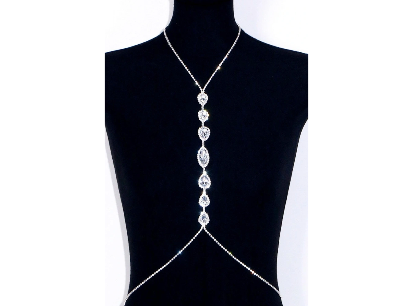 Gümüş Renk Taş Detaylı Tasarım Vücut Aksesuar