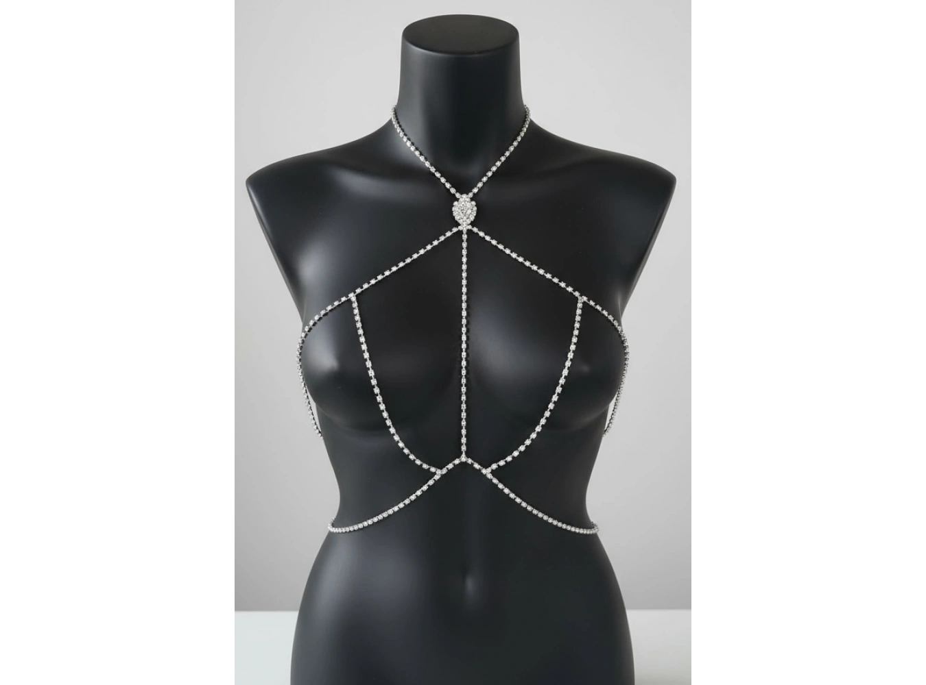 Gümüş Renk Taş Detaylı Tasarım Vücut Aksesuar