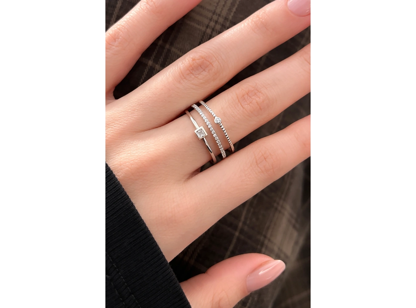 Gümüş Renk Taş Detaylı Üçlü Görünümlü Ayarlanabilir Yüzük