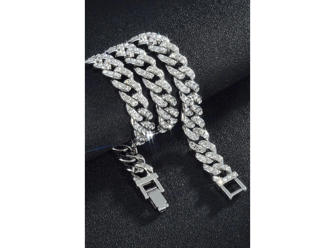 Gümüş Renk Taş Detaylı Unisex VİP Tasarım Kolye