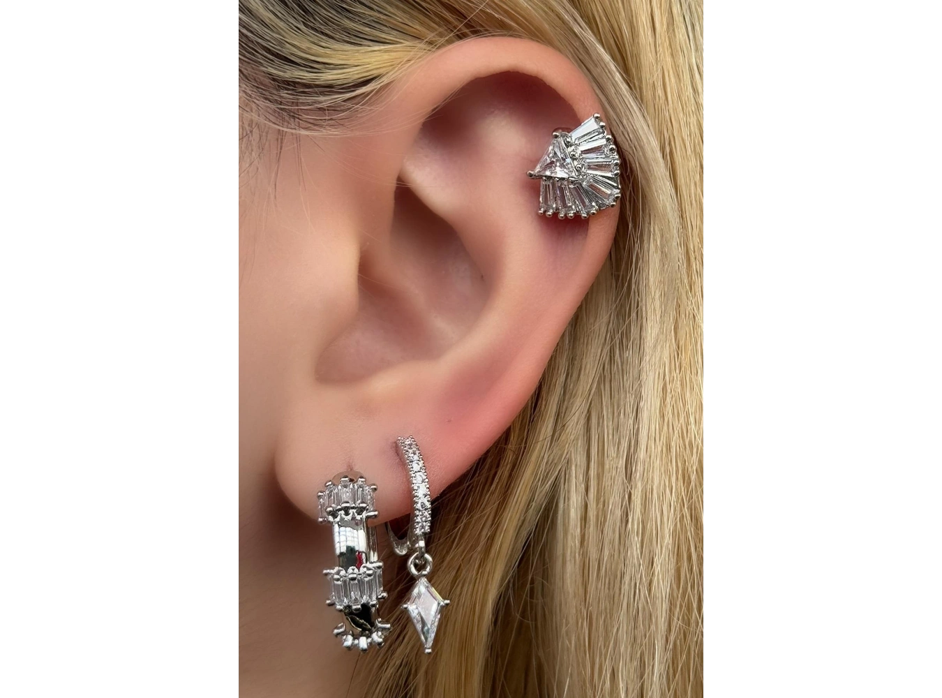 Gümüş Renk Taş Detaylı VİP 3lü YSX Küpe Set