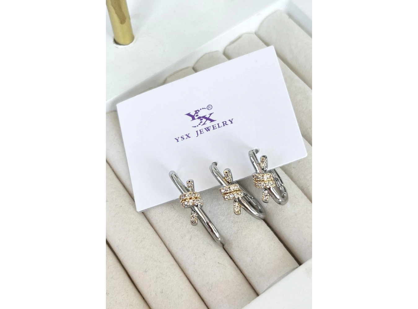 Gümüş Renk Taş Detaylı VİP 3lü YSX Küpe Set