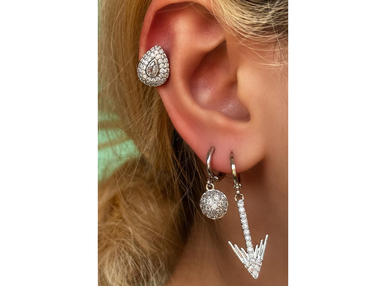 Gümüş Renk Taş Detaylı VİP 3lü YSX Küpe Set