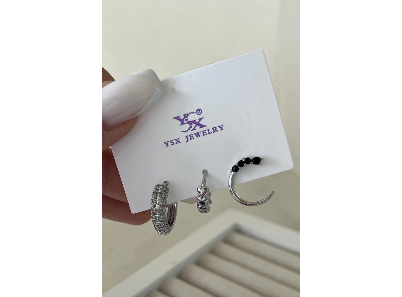 Gümüş Renk Taş Detaylı VİP 3lü YSX Küpe Set