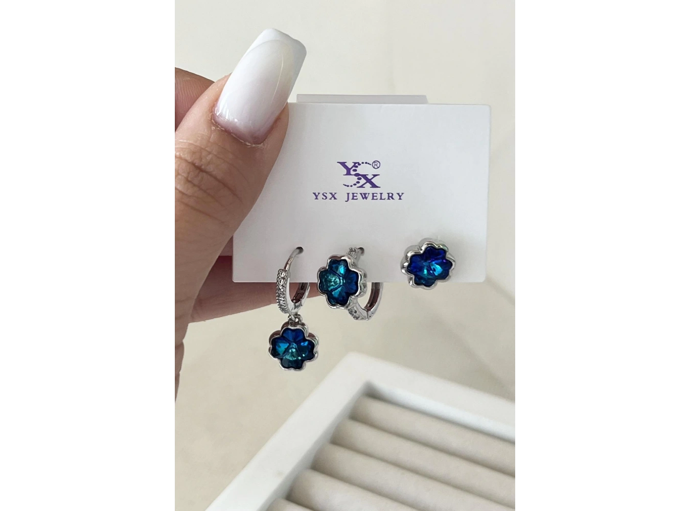 Gümüş Renk Taş Detaylı VİP 3lü YSX Küpe Set