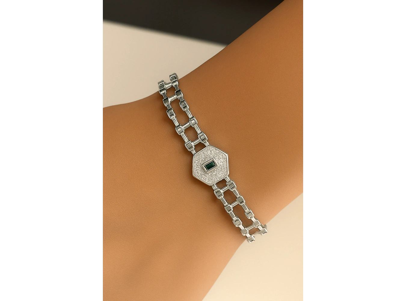 Gümüş Renk Taş Detaylı VİP YSX Bileklik