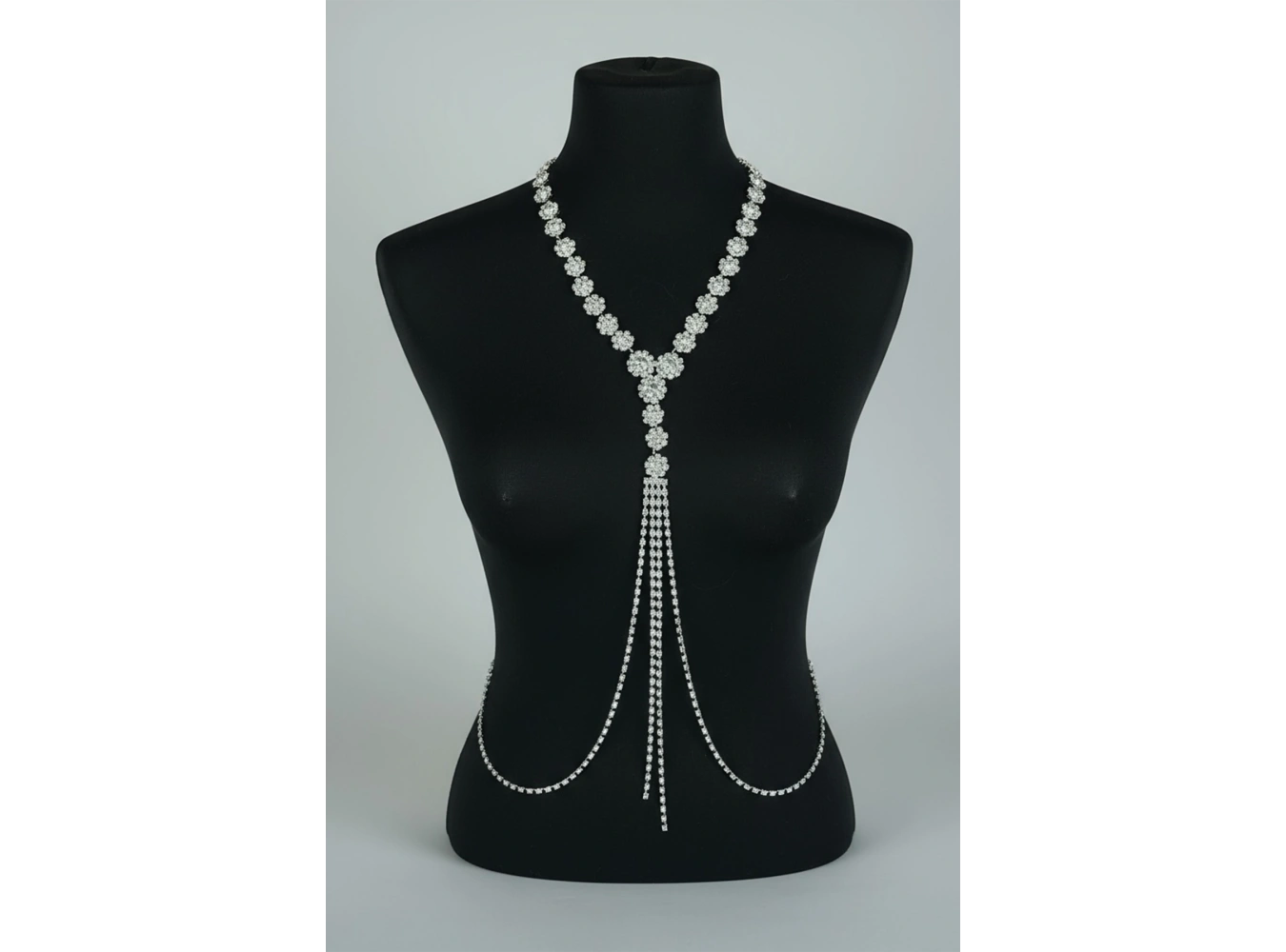 Gümüş Renk Taş Detaylı Vücut Aksesuarı