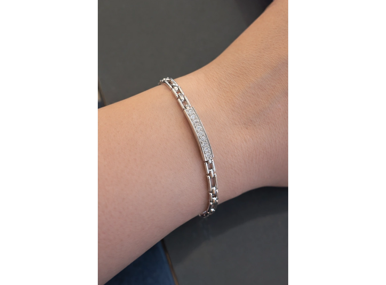 Gümüş Renk Taş Detaylı Xuping VİP Bileklik