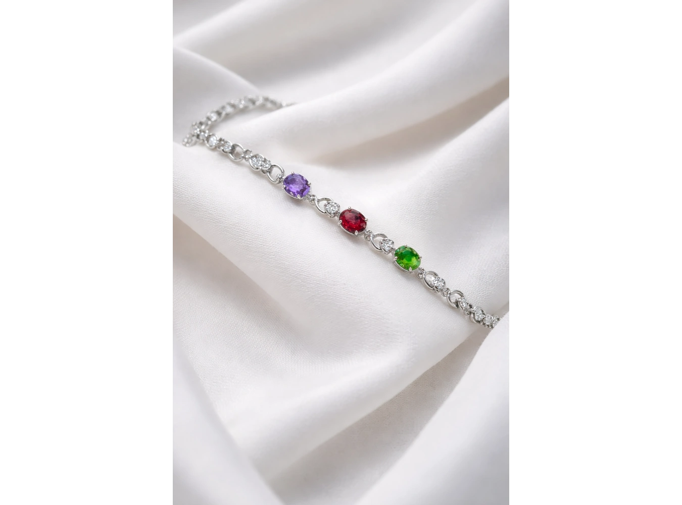 Gümüş Renk Taş Detaylı Xuping VİP Bileklik