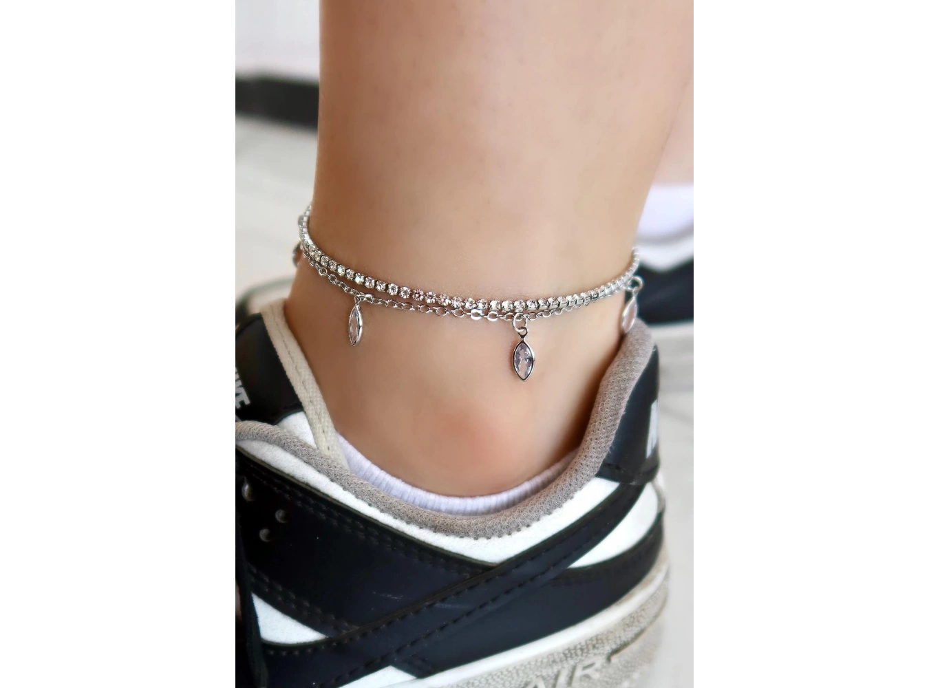 Gümüş Renk Taş Detaylı YSX Halhal