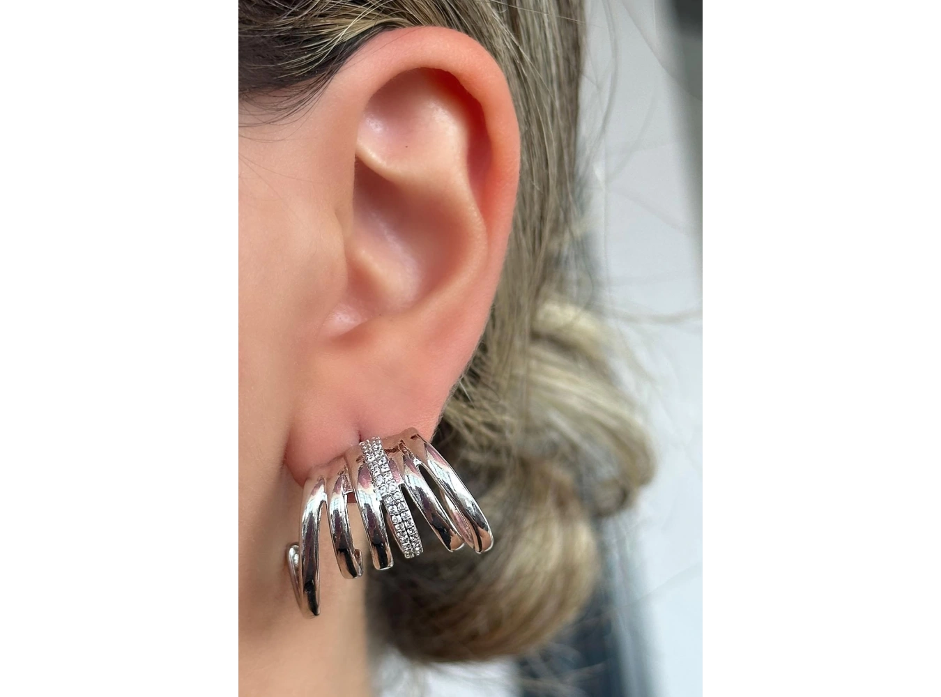 Gümüş Renk Taş Detaylı YSX Küpe (Çift)