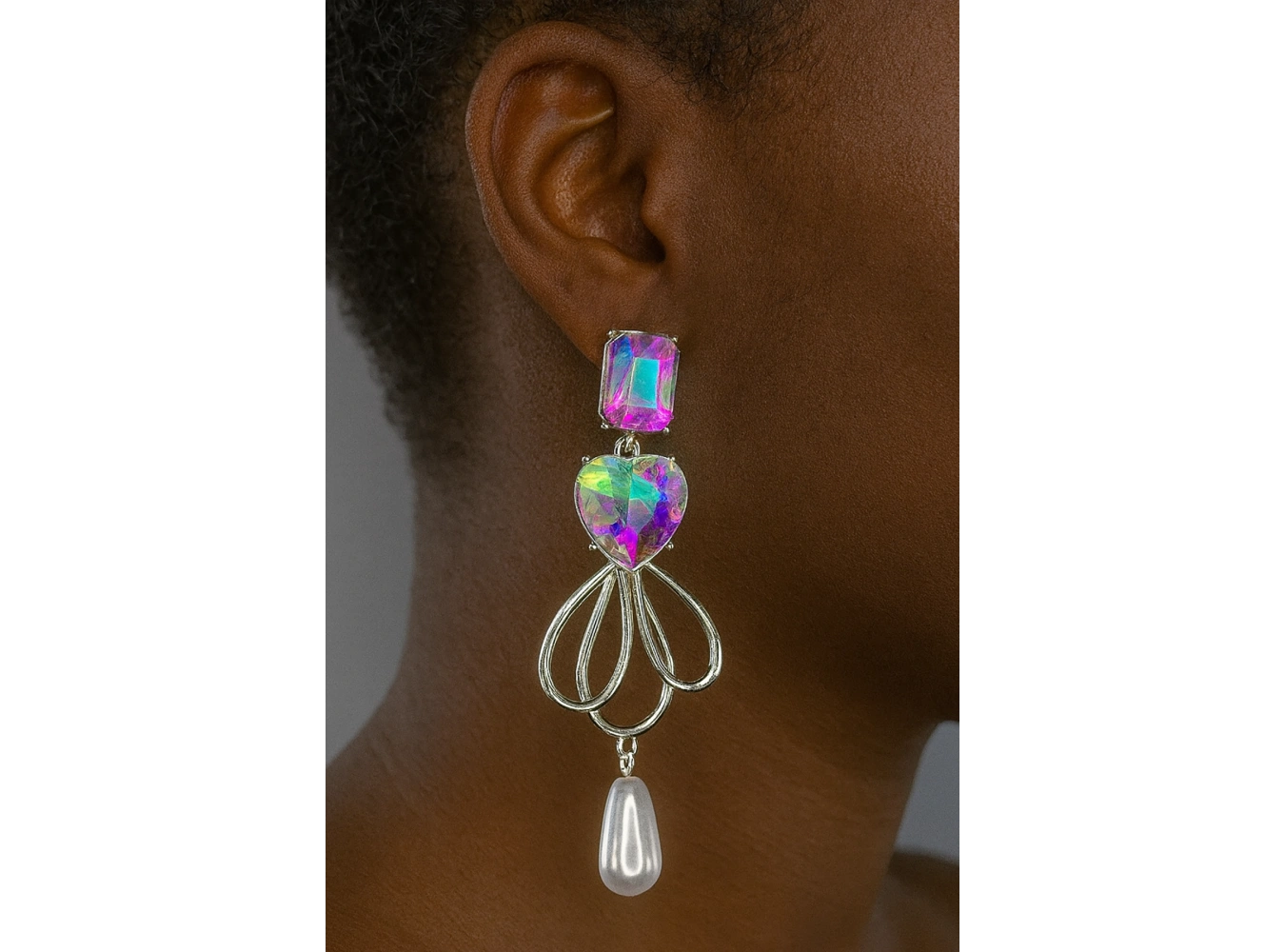 Gümüş Renk Taş Ve İnci Detaylı Tasarım Küpe (Çift)