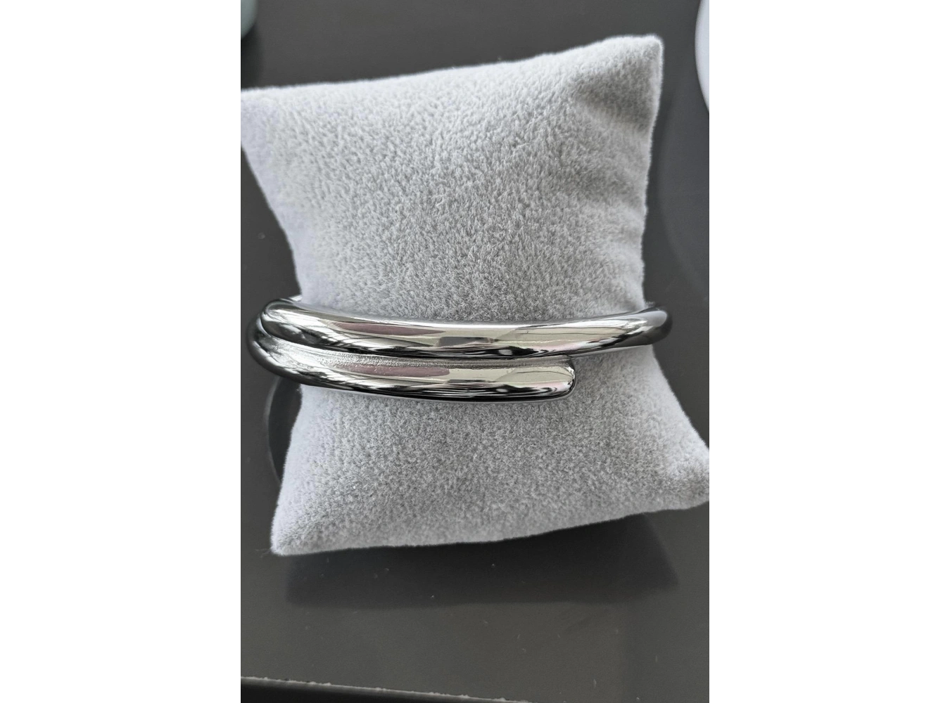 Gümüş Renk Tasarım Çelik Kelepçe Bileklik