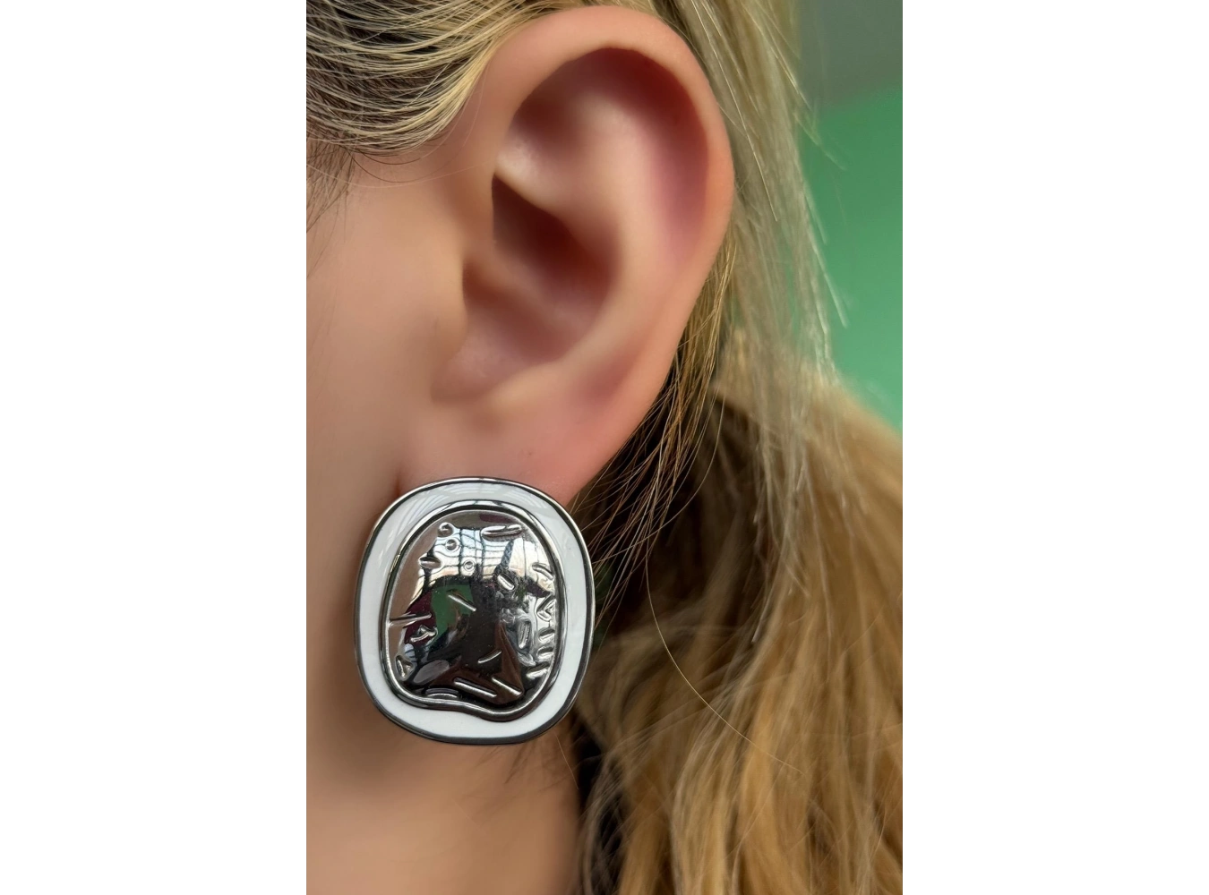 Gümüş Renk Tasarım Çelik Küpe (Çift)